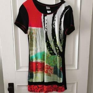 Simply Art by Dolcezza artsy abstract tunic. Size Small.
